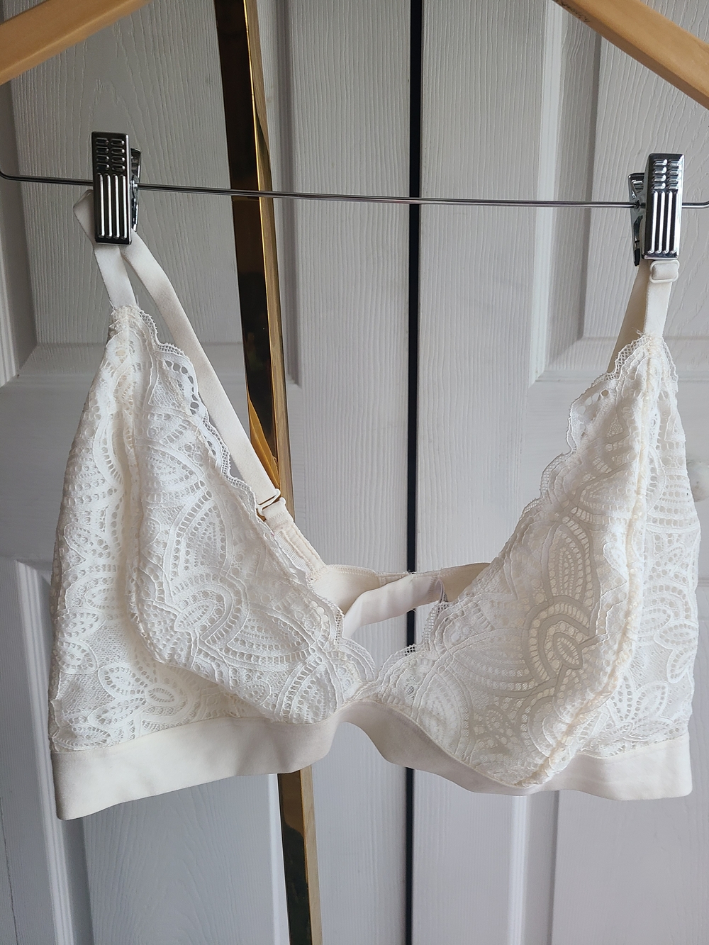 Old Navy Ivory & Black Lace Bralettes 2 Piece Lot XXL